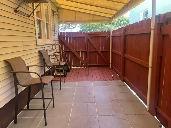 Hollywood, FL 33020,1837 Buchanan ST Front And Back