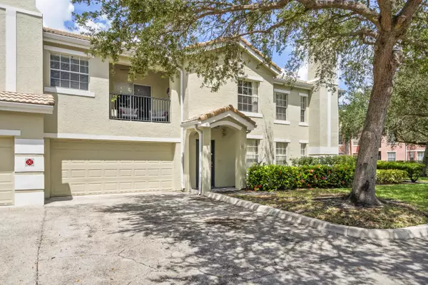 Port Saint Lucie, FL 34986,166 SW Peacock BLVD 34-201