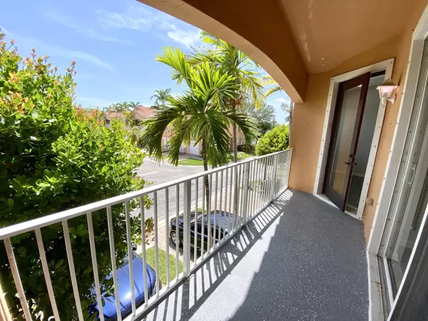 Riviera Beach, FL 33404,3261 Scarletta DR