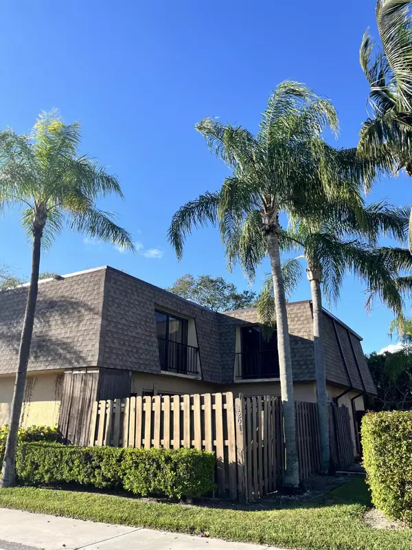 Palm Springs, FL 33461,4204 Waterview CIR