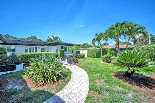 Boca Raton, FL 33486,850 W Camino Real