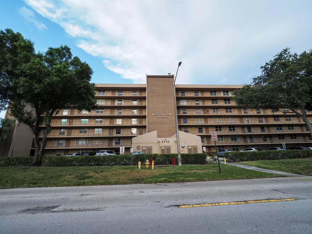 Pompano Beach, FL 33064,4550 NW 18 AVE 405