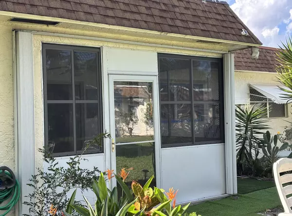 Deerfield Beach, FL 33441,417 SW Natura AVE B