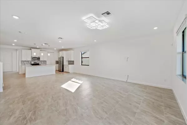 Royal Palm Beach, FL 33411,1321 Whitcombe DR