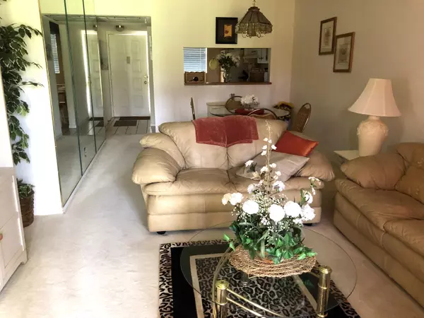 Lake Worth, FL 33467,7149 Golf Colony CT 104