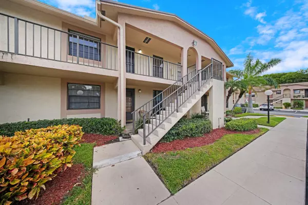 Boca Raton, FL 33428,9480 Boca Cove CIR 415