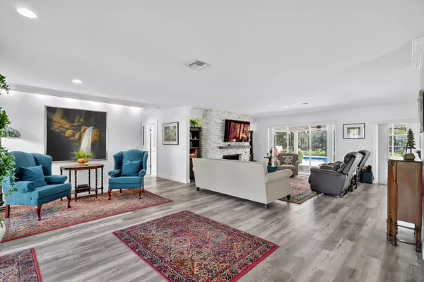 Port Saint Lucie, FL 34983,450 S Naranja AVE