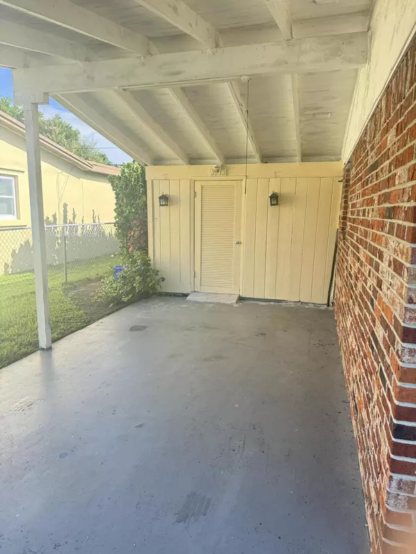 Palm Beach Gardens, FL 33410,3533 Florida BLVD