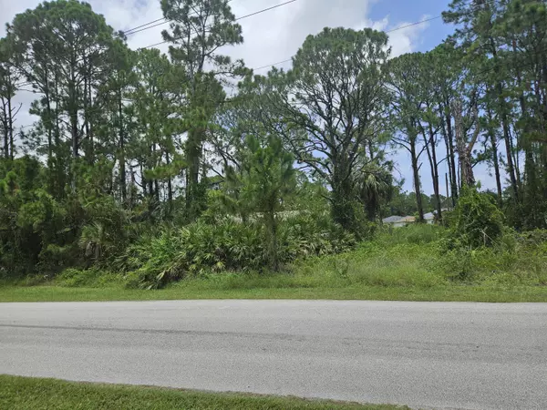 Palm Bay, FL 32908,1295 SW Seabold RD