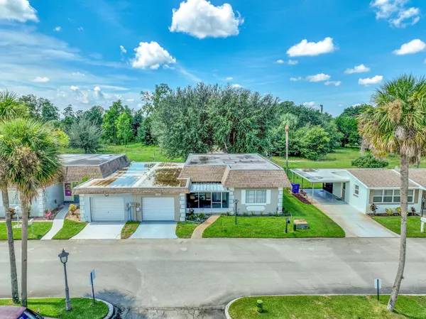 Lake Placid, FL 33852,114 Country Club DR