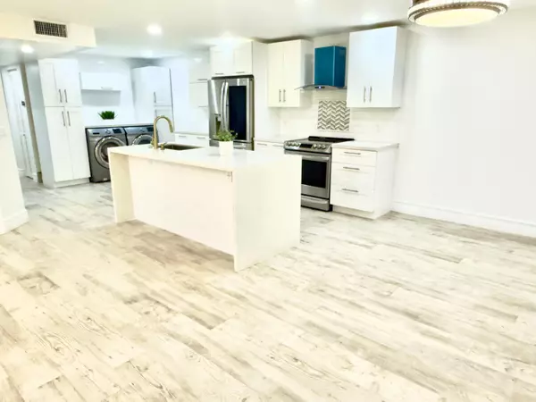 West Palm Beach, FL 33417,3594 Alder DR H1