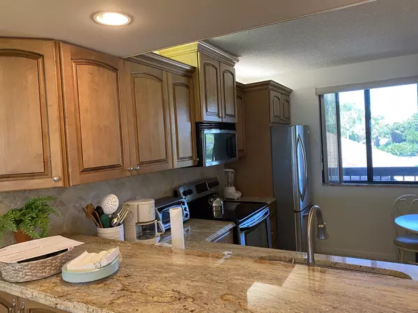 Jupiter, FL 33477,401 S Seas DR 203