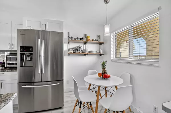 Boca Raton, FL 33428,23277 N Barwood LN 403