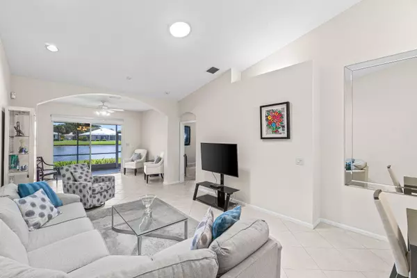 Boynton Beach, FL 33437,10597 Royal Caribbean CIR