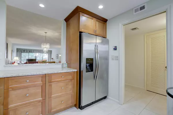 Jupiter, FL 33477,300 N A1a 404o 404o