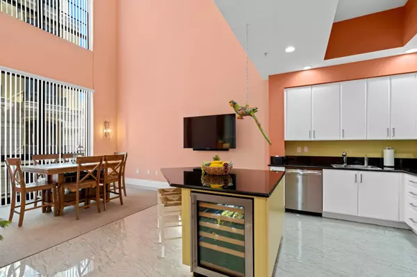 West Palm Beach, FL 33401,801 S Olive AVE 228