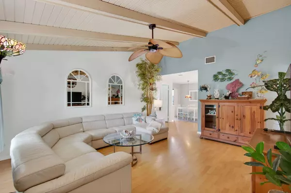 West Palm Beach, FL 33415,2285 Ida WAY 30b