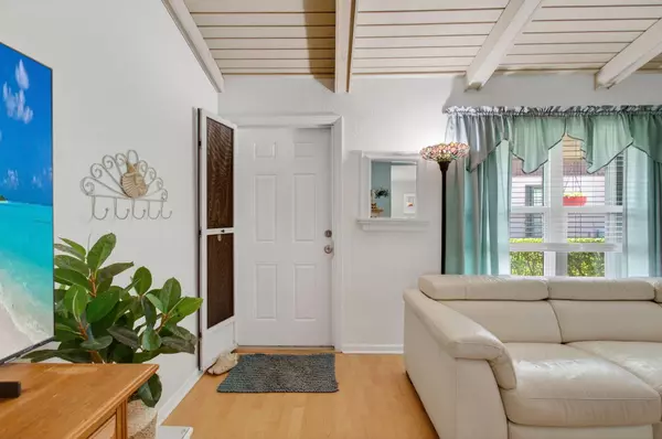 West Palm Beach, FL 33415,2285 Ida WAY 30b