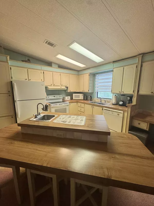 Fort Pierce, FL 34951,12 Ecuador CT