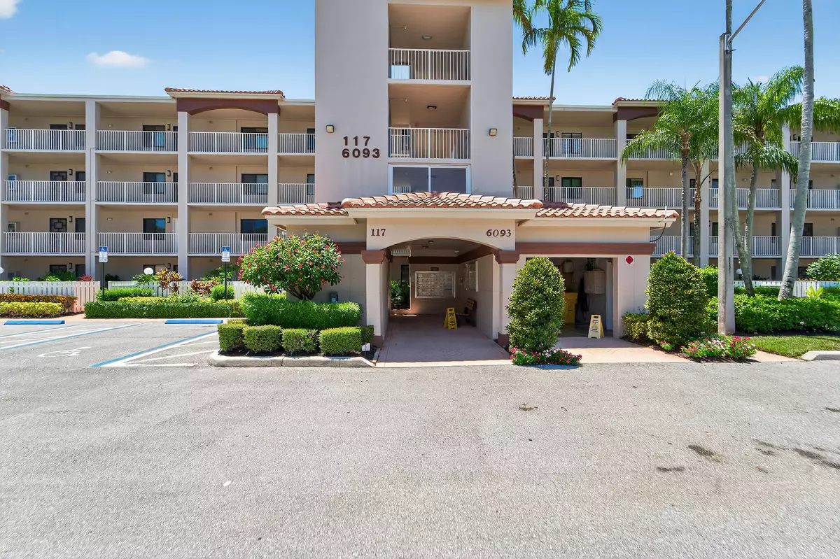 Delray Beach, FL 33484,6093 Pointe Regal CIR 301