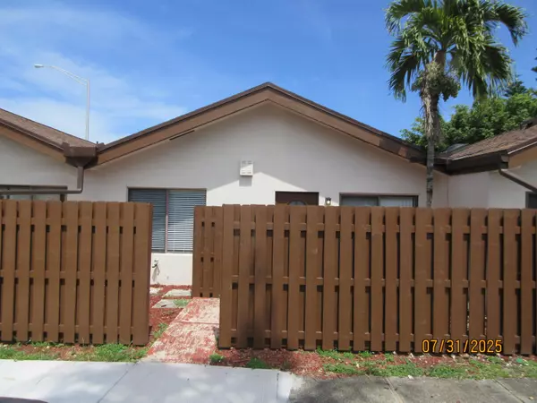 Plantation, FL 33313,1760 NW 72nd AVE 81