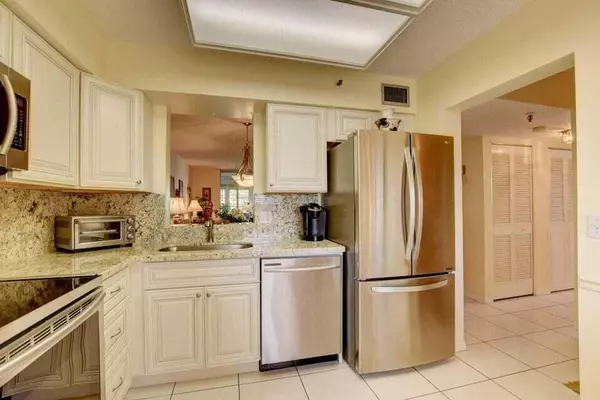 Delray Beach, FL 33446,14527 Bonaire BLVD 510