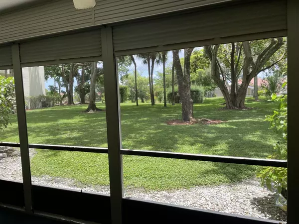 Wellington, FL 33414,12568 Shoreline DR 103