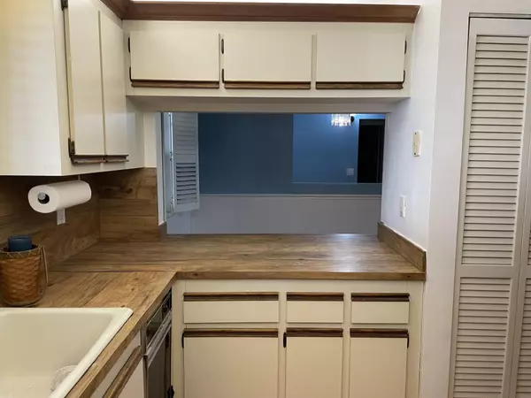 Wellington, FL 33414,12568 Shoreline DR 103