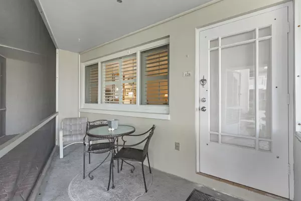 Hillsboro Beach, FL 33062,1198 Hillsboro Mile 128