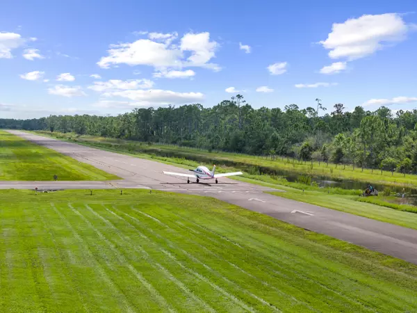 North Fort Myers, FL 33917,3561 Downwind LN