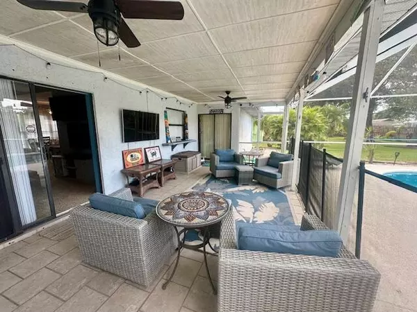 Port Saint Lucie, FL 34983,1366 SE Concha ST