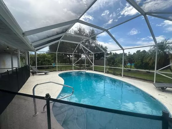 Port Saint Lucie, FL 34983,1366 SE Concha ST