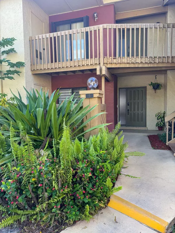 13035 NE N Albright CT 5, Wellington, FL 33414