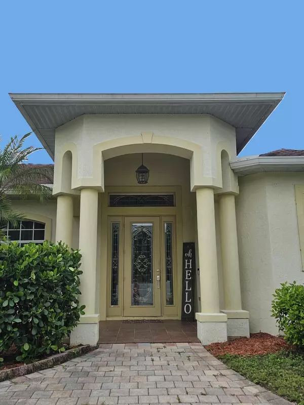 Port Saint Lucie, FL 34953,414 SW Cherry Hill RD