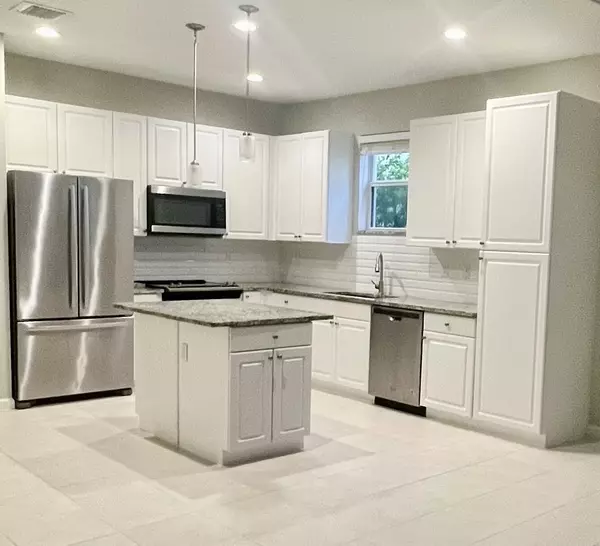 Stuart, FL 34997,9457 SW Purple Martin WAY