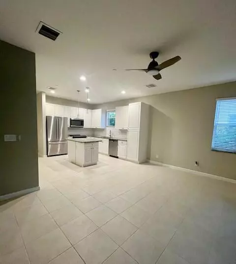 Stuart, FL 34997,9457 SW Purple Martin WAY