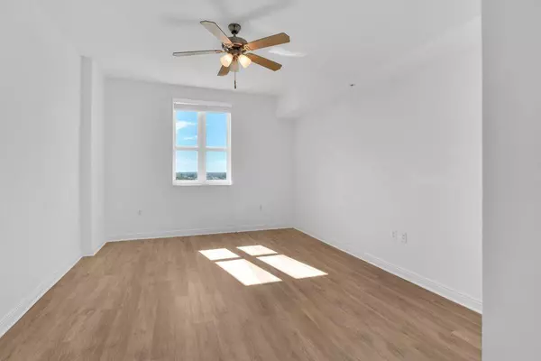 Boynton Beach, FL 33435,350 N Federal HWY 1114