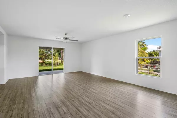 Port Saint Lucie, FL 34953,1581 SW Underwood AVE