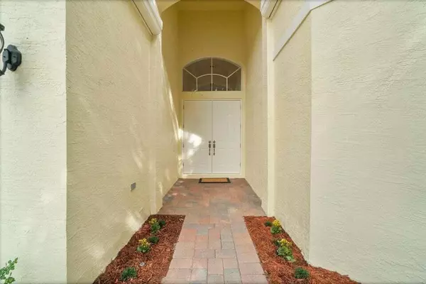 West Palm Beach, FL 33411,8122 Driggs HL