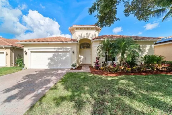 8122 Driggs HL, West Palm Beach, FL 33411