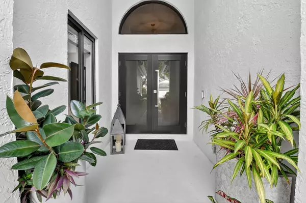 Delray Beach, FL 33445,1175 Sea Grape CIR
