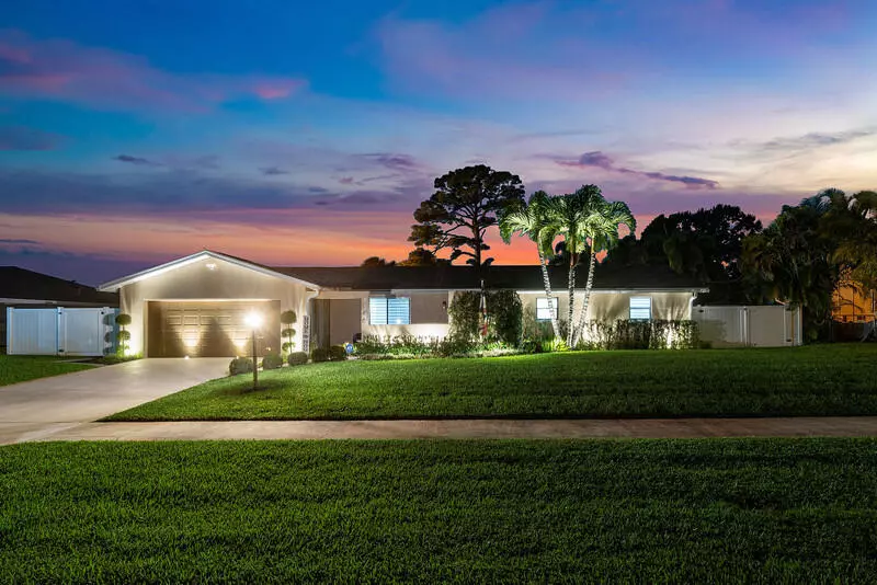 Greenacres, FL 33467,7240 Oakmont DR