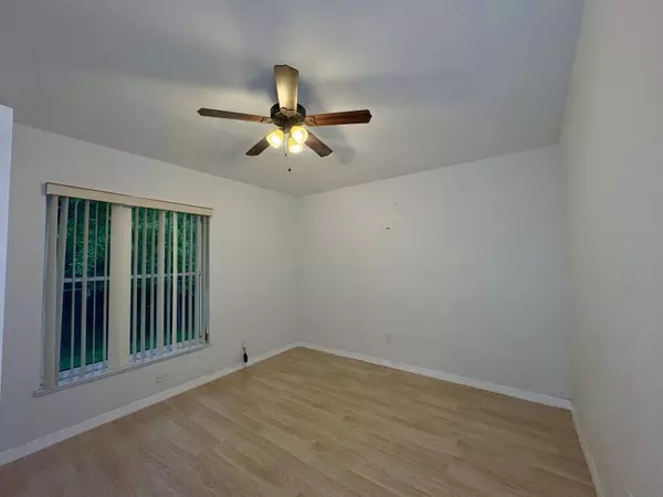 Port Saint Lucie, FL 34953,550 SW College Park RD