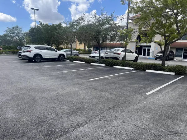 Lantana, FL 33462,1111 Hypoluxo RD 101