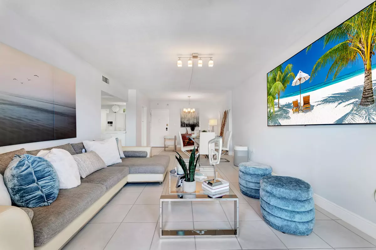 Sunny Isles Beach, FL 33160,400 Kings Point DR 1524