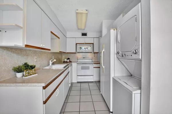 Delray Beach, FL 33484,13682 Via Flora D