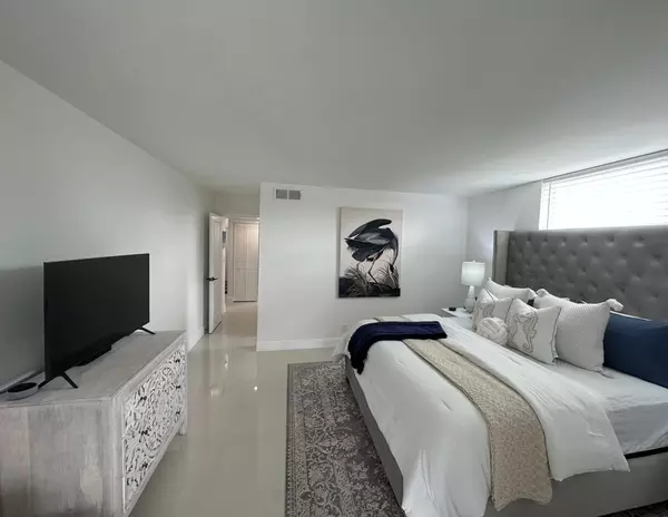 Delray Beach, FL 33446,14773 Cumberland DR 3010
