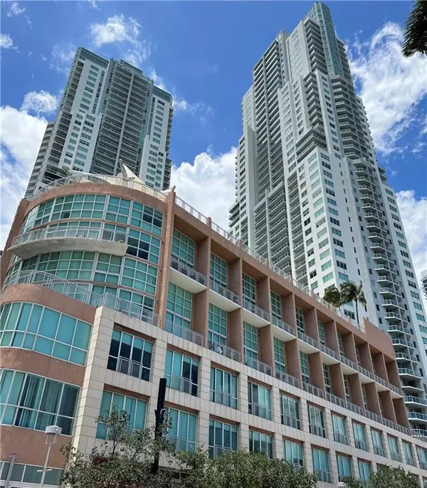 253 NE 2nd ST 2710, Miami, FL 33132