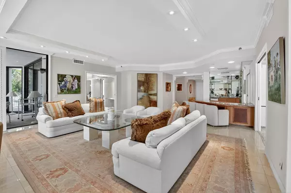 Boca Raton, FL 33434,20310 Fairway Oaks DR 124