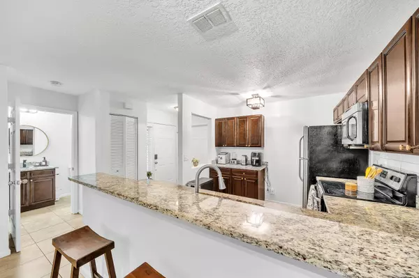 West Palm Beach, FL 33406,1627 Woodbridge Lakes CIR